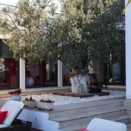 Maisonnette Koukounaries Piscine Et Vue Mer Holiday home *