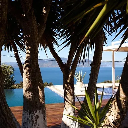 Holiday home Maisonnette Koukounaries Piscine Et Vue Mer Aegina